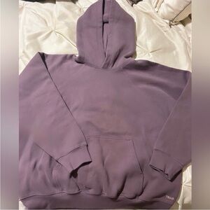 Aritizia Cozy Fleece Mega Raglan Hoodie Size Medium Color Smoked Eggplant